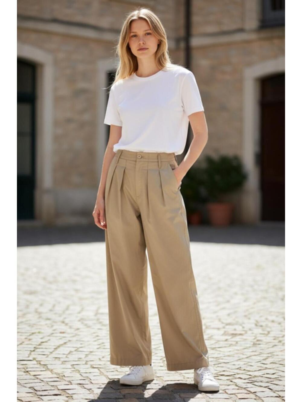 ZARA Pleated Barrel Trousers